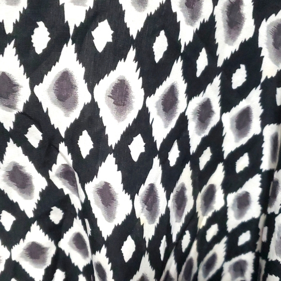 High&Low Dress with Cutout Bodice - Picture 3 of 5